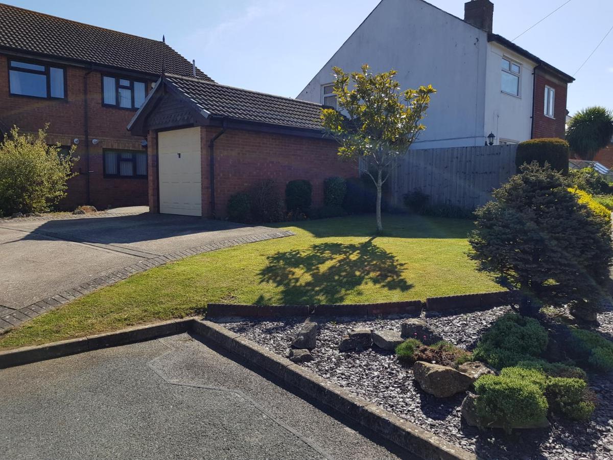 3 Bedroom House - Sandown Exteriör bild